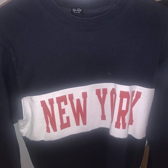 BRANDY MELVILLE navy new york crewneck sweater - Picture 1 of 2